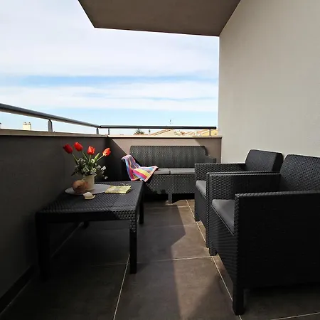 Blue Lagoon Appartement *